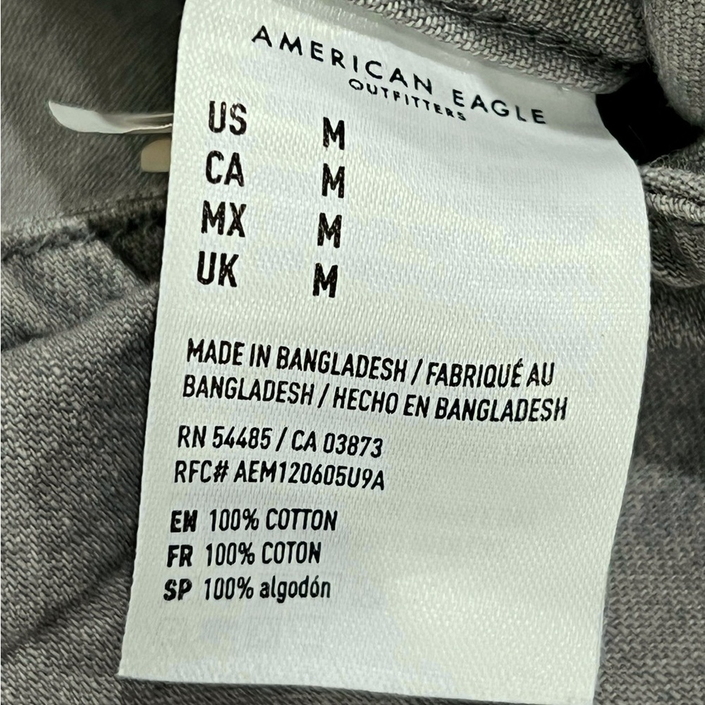 American Eagle Gray Denim Men's button down Shirt - Picture 8 of 8